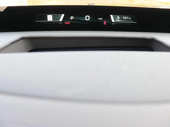 2026 BMW 7 серии 740 xDrive VII (G70) Рестайлинг, чёрный, 15973868 рублей - вид 13
