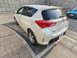 2012 Toyota Auris II, белый, 1200000 рублей, вид 3