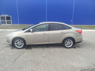 2016 Ford Focus III Рестайлинг, бежевый, 810000 рублей, вид 4