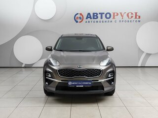 2020 Kia Sportage IV Рестайлинг, коричневый, 2081000 рублей, вид 3