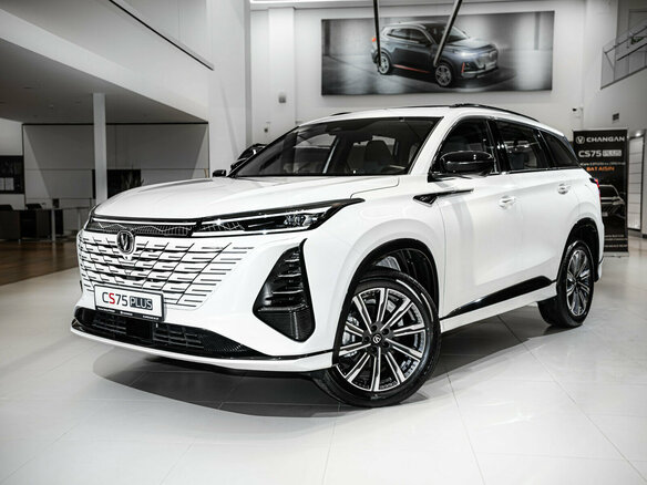 2024 Changan CS75 Plus III, белый, 2900000 рублей