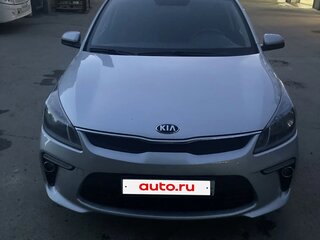 2017 Kia Rio IV, серебристый, 1320000 рублей, вид 2