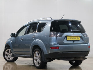 2008 Mitsubishi Outlander II, зелёный, 999000 рублей, вид 4