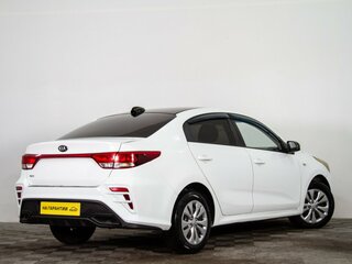 2017 Kia Rio IV, белый, 869000 рублей, вид 4