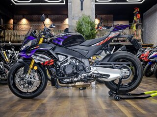 2026 Aprilia Tuono V4, фиолетовый, 2590000 рублей, вид 5