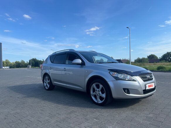 2008 Kia Ceed I, серебристый, 700000 рублей - вид 1