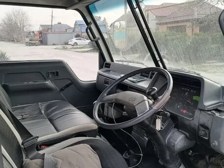 1991 Fuso (Mitsubishi) Canter, белый, 900000 рублей, вид 2