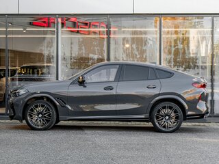 2022 BMW X6 M Competition III (F96), серый, 11025000 рублей, вид 2