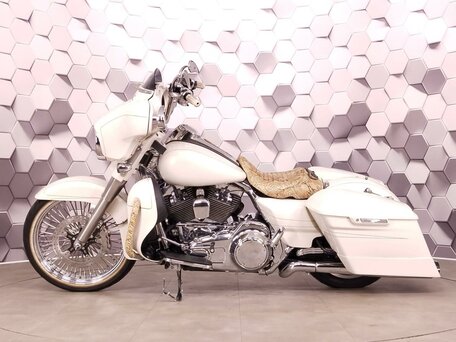 2015 Harley-Davidson Street Glide Special, белый, 1499000 рублей, вид 4