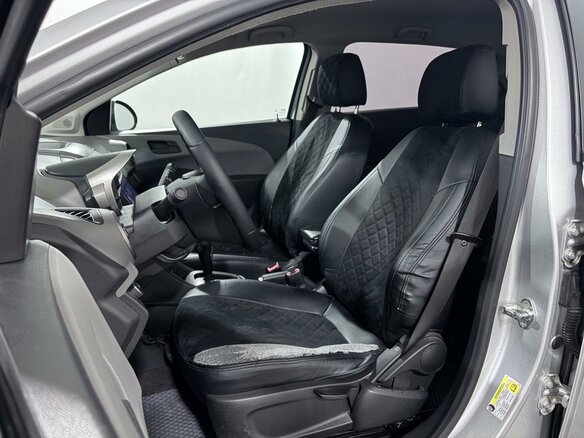 2012 Chevrolet Aveo II, серебристый, 649000 рублей - вид 8