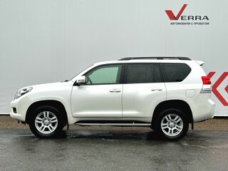 2011 Toyota Land Cruiser Prado 150 Series, белый, 2845000 рублей, вид 2