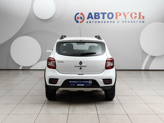 2018 Renault Sandero Stepway II Рестайлинг, белый, 911000 рублей, вид 4
