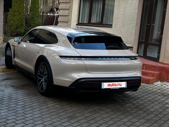 2022 Porsche Taycan 4S Cross Turismo I, бежевый, 10050000 рублей - вид 4