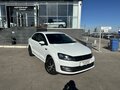 2016 Volkswagen Polo V Рестайлинг, белый, 920000 рублей - вид 2