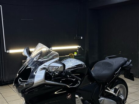 2017 Honda VFR 1200, чёрный, 1395000 рублей, вид 3