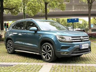2022 Volkswagen Tharu I, синий, 1540000 рублей, вид 1