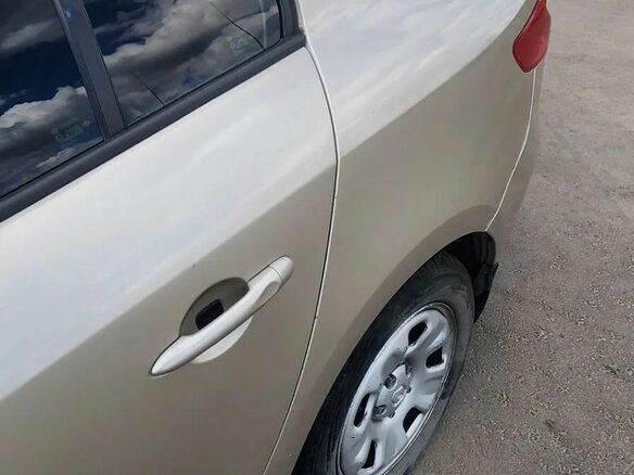 2010 Renault Fluence I, бежевый, 420000 рублей - вид 6