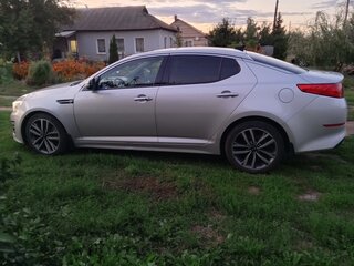 2015 Kia Optima III Рестайлинг, серебристый, 1500000 рублей, вид 5