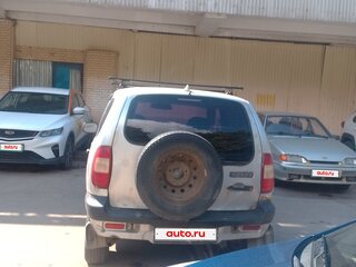 2004 Chevrolet Niva I, серебристый, 120000 рублей, вид 4