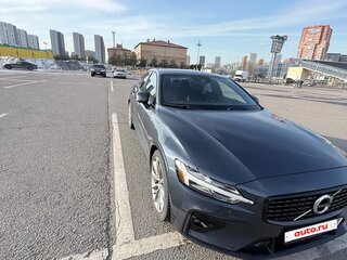 2021 Volvo S60 III, серый, 3250000 рублей, вид 2