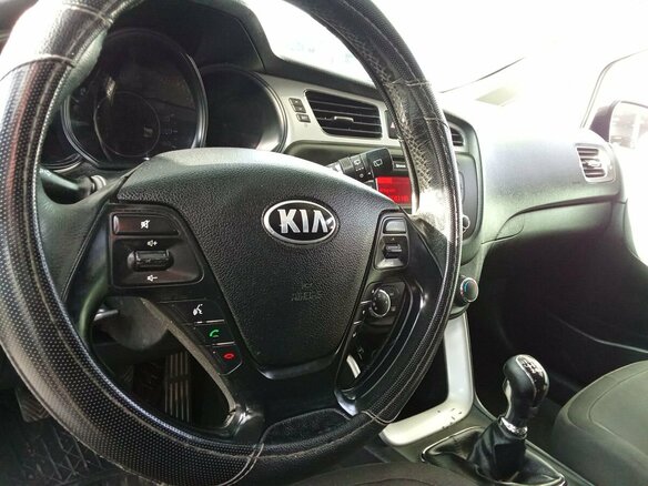 2014 Kia Ceed II, коричневый, 725000 рублей - вид 14