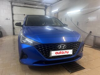 2020 Hyundai Solaris II Рестайлинг, синий, 1450000 рублей, вид 4