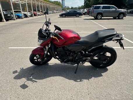 2010 Honda CB 600F Hornet, красный, 500000 рублей, вид 3