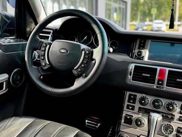 2006 Land Rover Range Rover Supercharged III Рестайлинг, чёрный, 1250000 рублей - вид 9