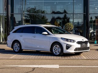 2020 Kia Ceed III, белый, 1395000 рублей, вид 3
