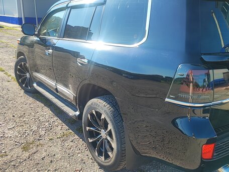 2012 Toyota Land Cruiser 200 Series Рестайлинг 1, чёрный, 3500000 рублей, вид 3