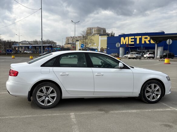 2008 Audi A4 IV (B8), белый, 780000 рублей - вид 4