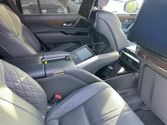 2022 Lexus LX 600 IV, белый, 15499000 рублей - вид 9