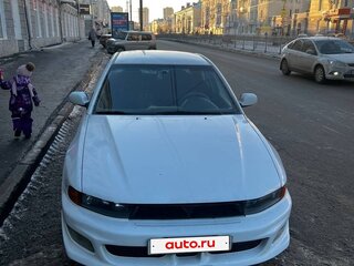 2000 Mitsubishi Galant VIII Рестайлинг, белый, 300000 рублей, вид 4