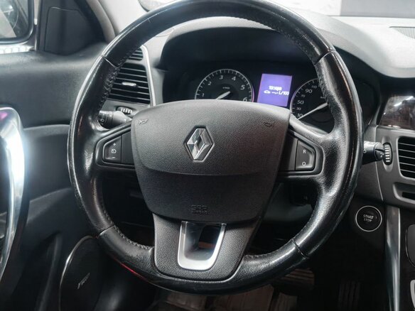 2012 Renault Latitude I, чёрный, 1139900 рублей - вид 18