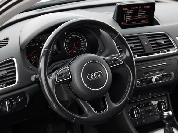 2016 Audi Q3 I (8U) Рестайлинг, белый - вид 9