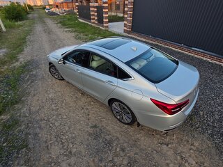 2022 Hongqi H5 I, бежевый, 1900000 рублей, вид 2