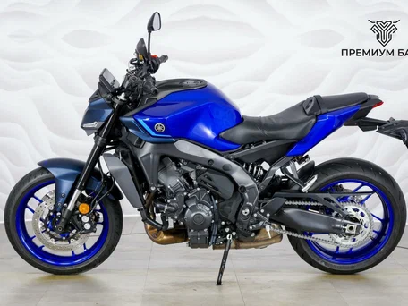 2024 Yamaha MT-09 (FZ-09), синий, 1237000 рублей, вид 2