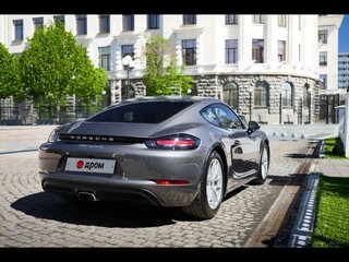 2020 Porsche Cayman III 718 (982), серый, 6600000 рублей, вид 2
