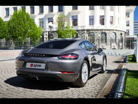 2020 Porsche Cayman III 718 (982), серый, 6600000 рублей - вид 1
