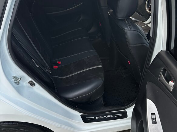 2015 Hyundai Solaris I Рестайлинг, белый, 830000 рублей - вид 17