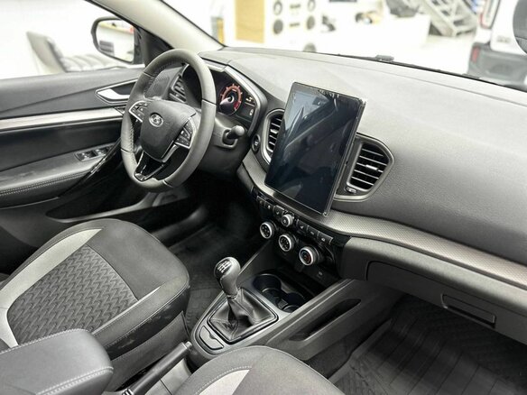 2026 Lada (ВАЗ) Vesta I Рестайлинг (NG), чёрный, 1785000 рублей - вид 8