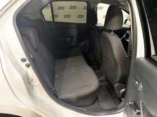 2022 Renault Logan II Рестайлинг, белый, 945000 рублей, вид 4