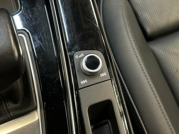 2021 Audi A4 40 TFSI V (B9) Рестайлинг, красный, 3400000 рублей - вид 9
