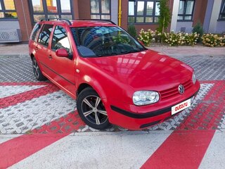 2001 Volkswagen Golf IV, красный, 243000 рублей, вид 2