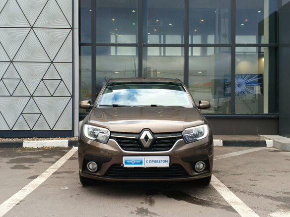 2018 Renault Sandero II Рестайлинг, коричневый, 899000 рублей - вид 1