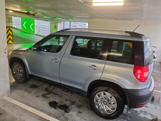 2012 Skoda Yeti I, серый, 730000 рублей, вид 4