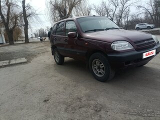 2003 Chevrolet Niva I, красный, 448000 рублей, вид 4