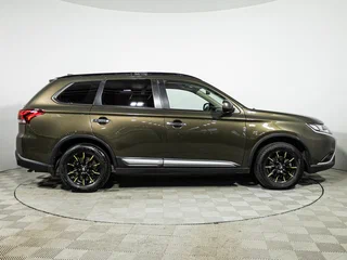 2019 Mitsubishi Outlander III Рестайлинг 3, коричневый, 1699700 рублей, вид 4