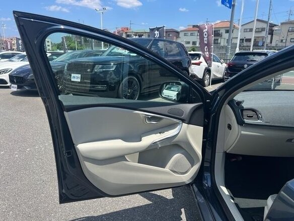 2020 Volvo V40 II Рестайлинг, синий - вид 33