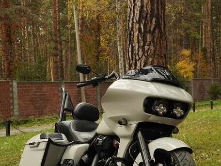 2020 Harley-Davidson CVO Road Glide, белый, 4750000 рублей, вид 1